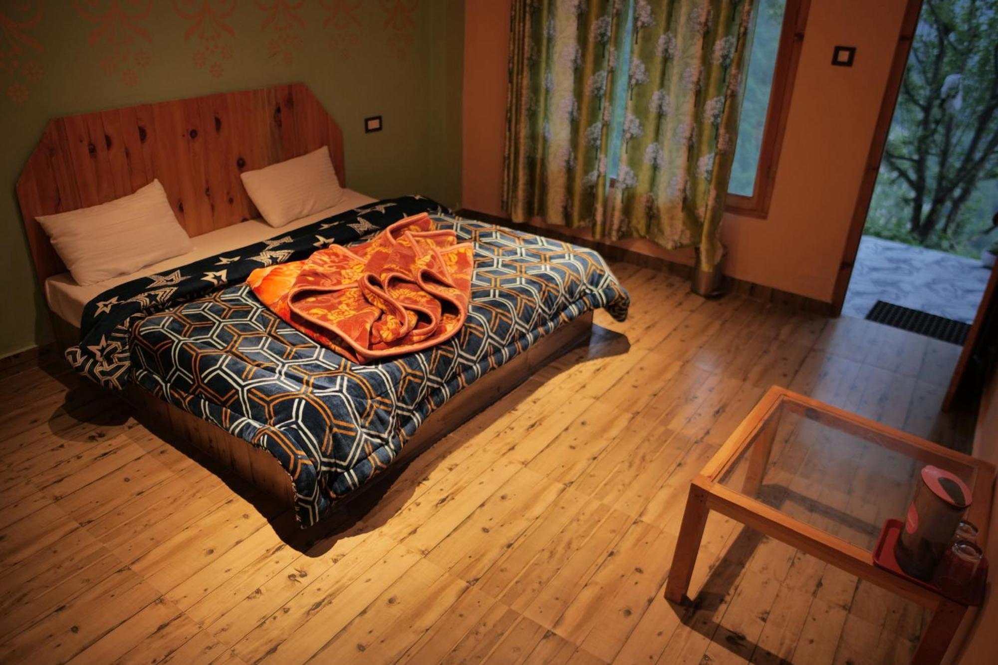 Yellowjackets Hostel Tosh Esterno foto